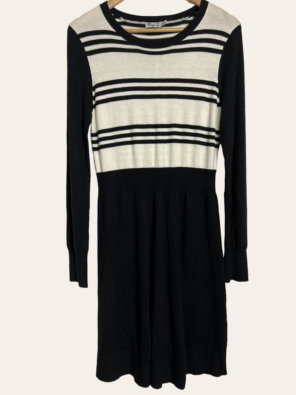 Eliza J Black & White Long Sleeve Sweater Dress Size Small